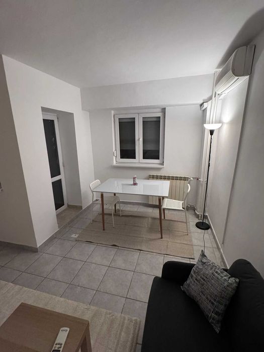 Herastrau garsoniera de inchiriat