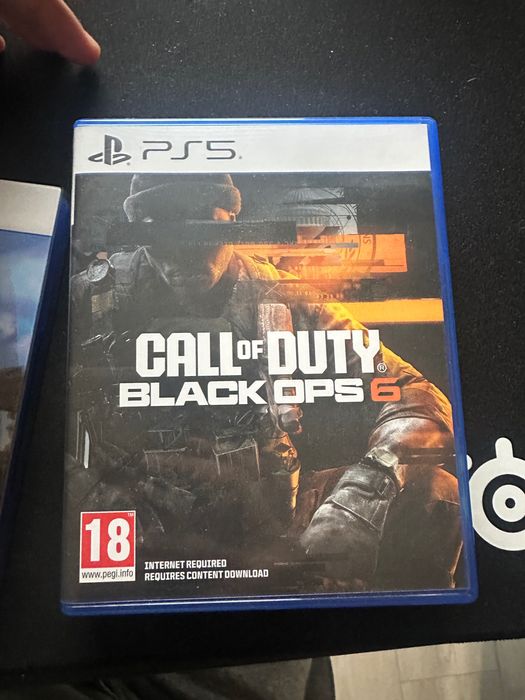 Продавам 3 игри за PS5