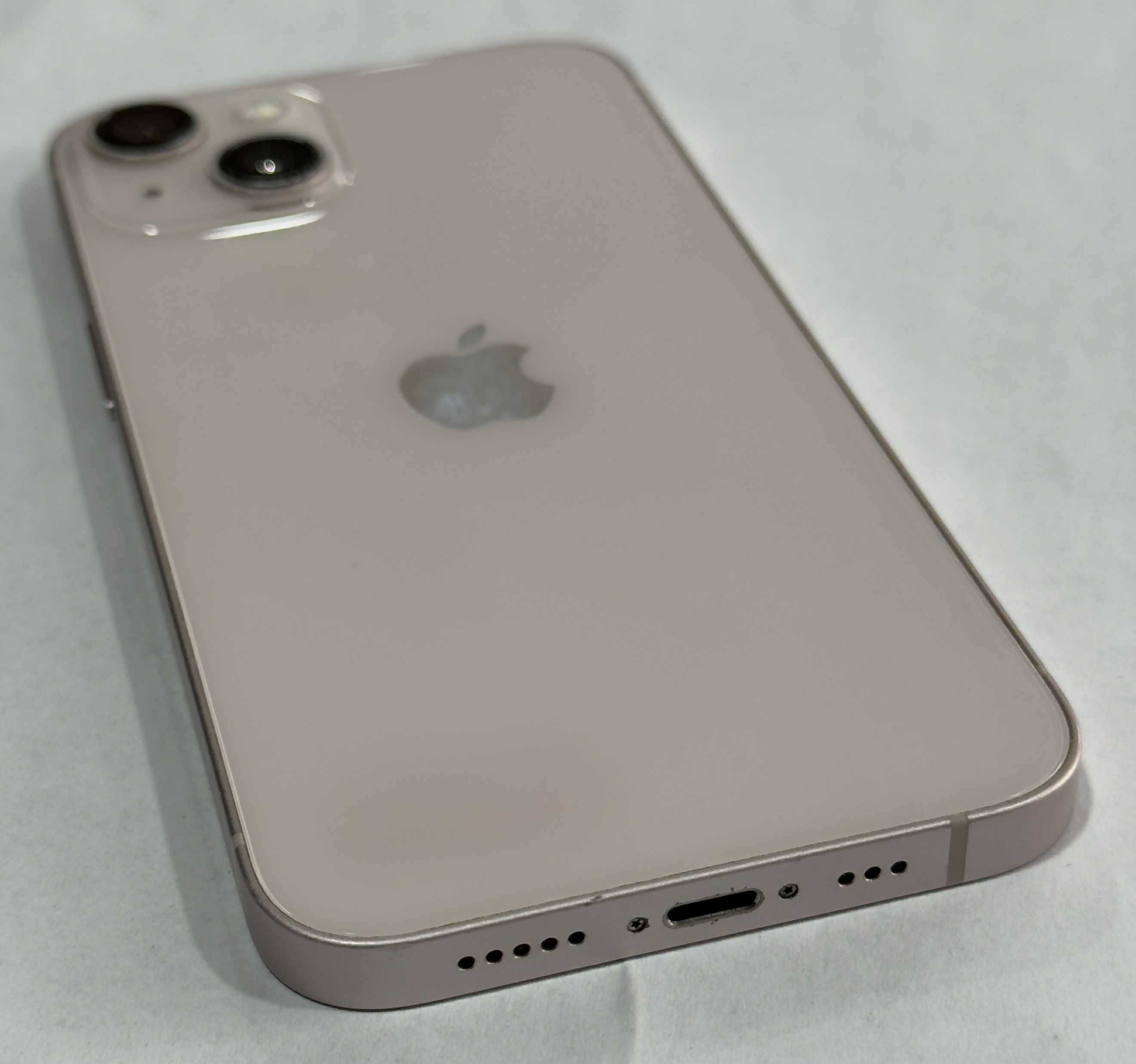 Продавам Apple iPhone 13  розов 128гб
