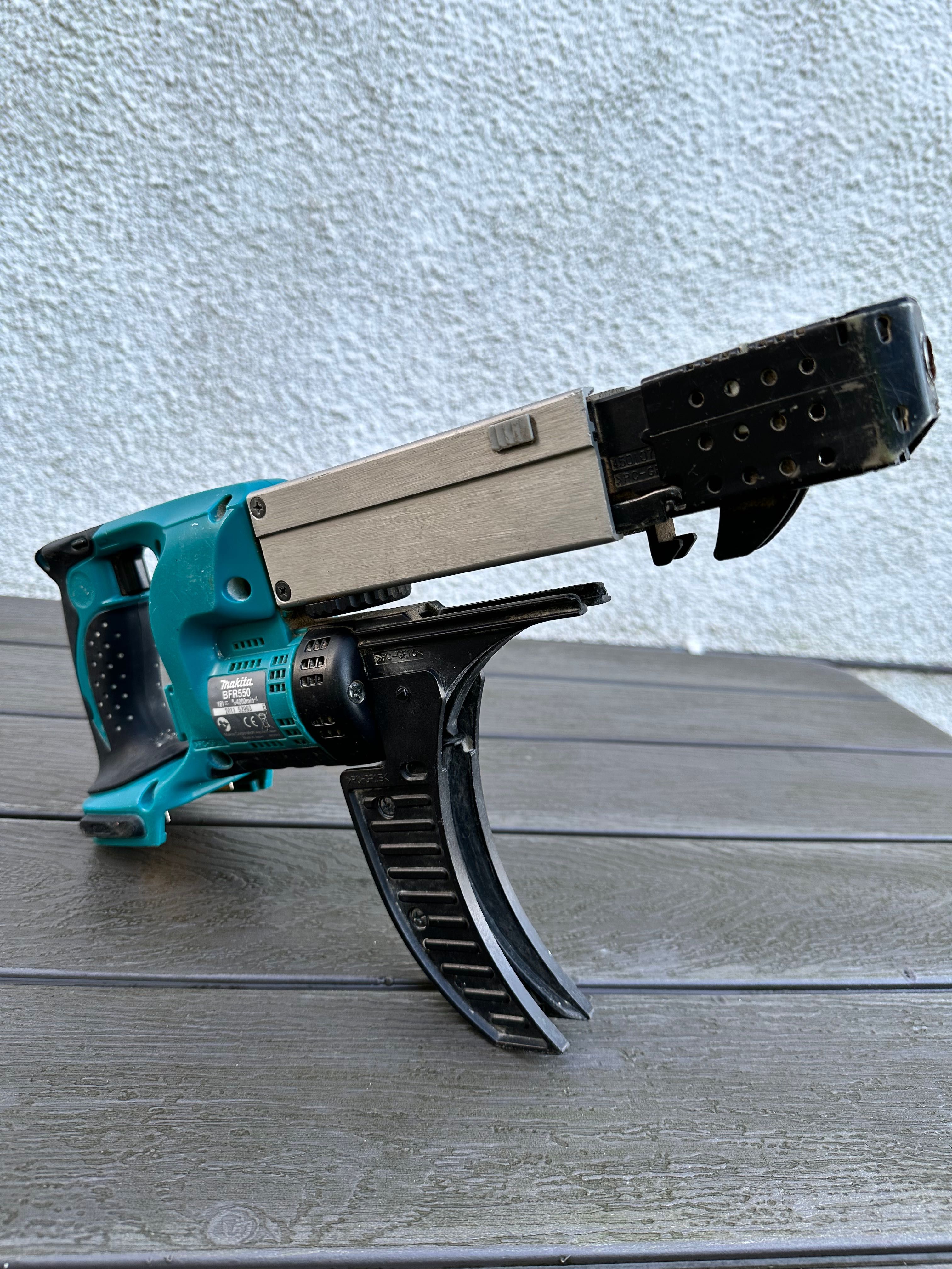 Makita Bfr550 18v пистолет за гипсокартон