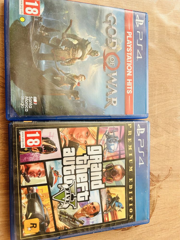 Продавам gta 5,god of war