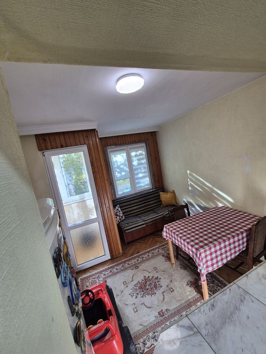 Апартамент 4-стаен, кв. Еленово, гр. Благоевград