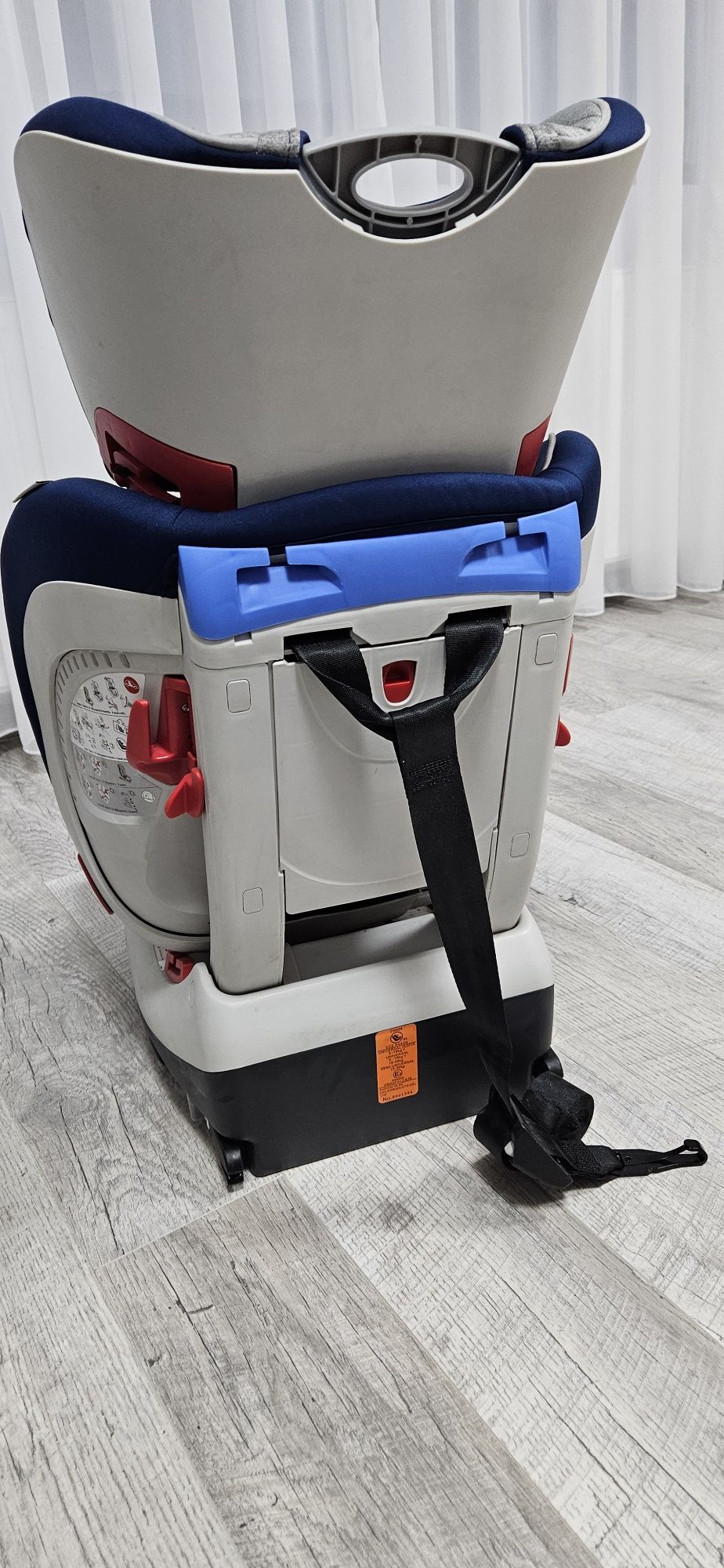 Scaun auto Isofix COCCOLLE CRESSIDA 0-36 kg,huse spălate și igeniza