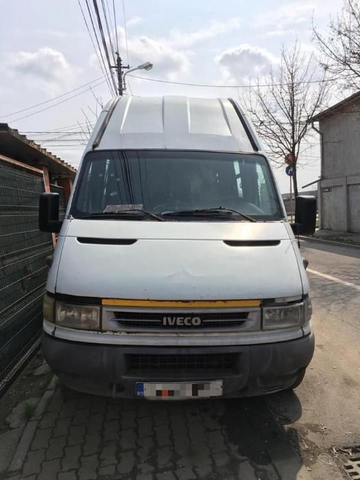 Vând iveco pentru dezmembrare