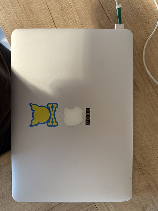 Apple MacBook Pro (display spart)