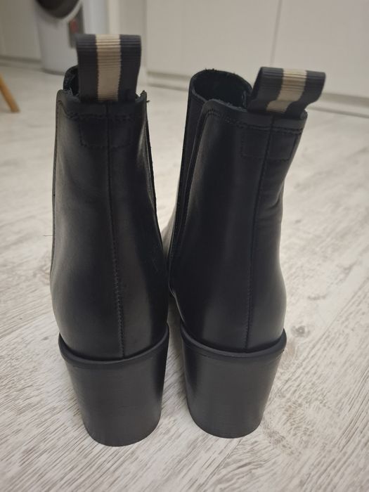 Ghete Marc O'Polo piele naturală