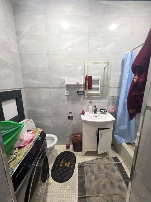 Vayeni garadok vagzal yaqin studio qilingan