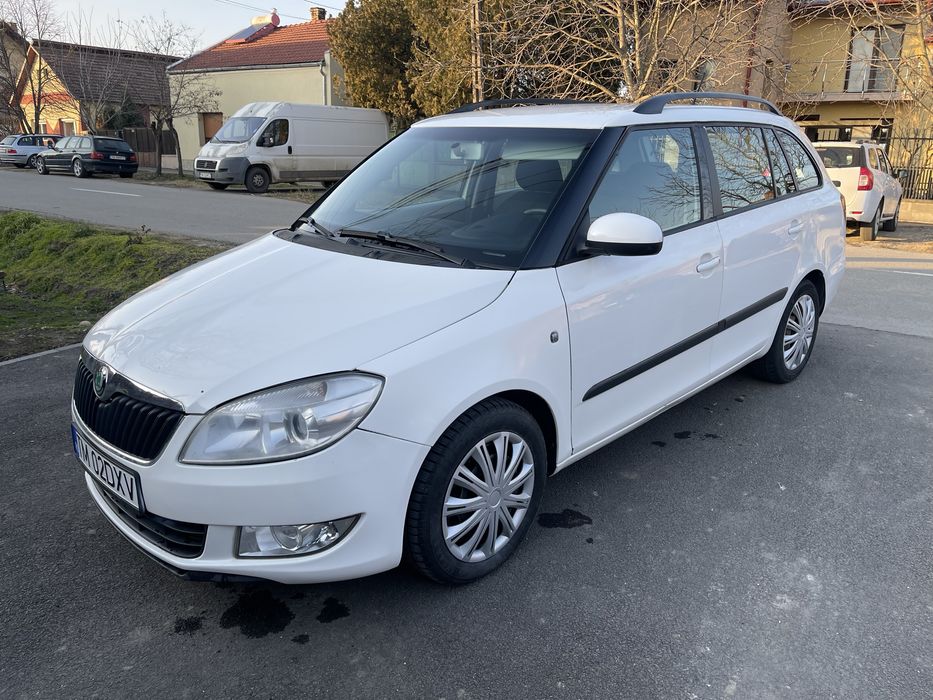 Inchiriez Skoda fabia pentru Bolt - Uber