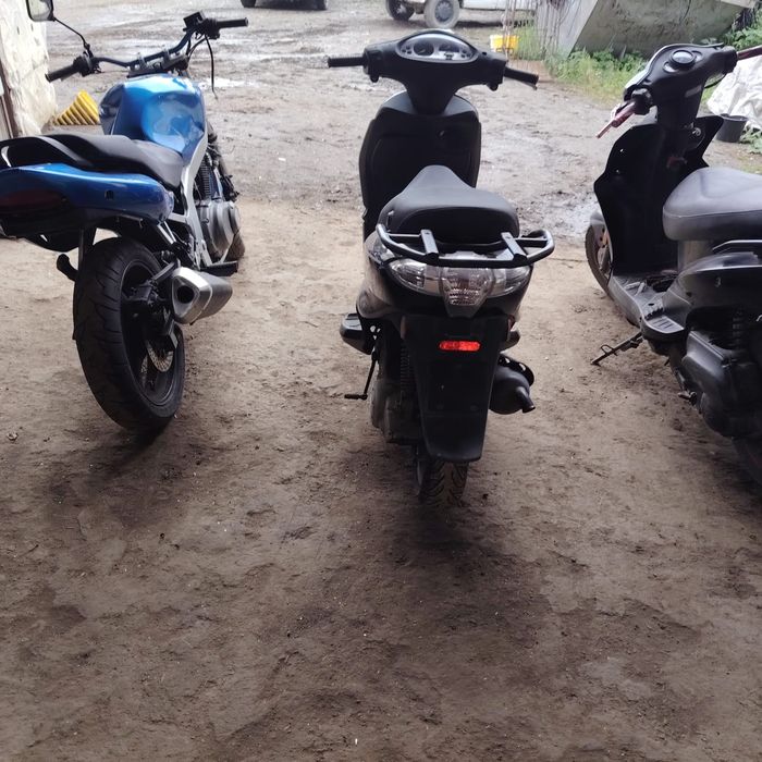 scutere/motocicleta