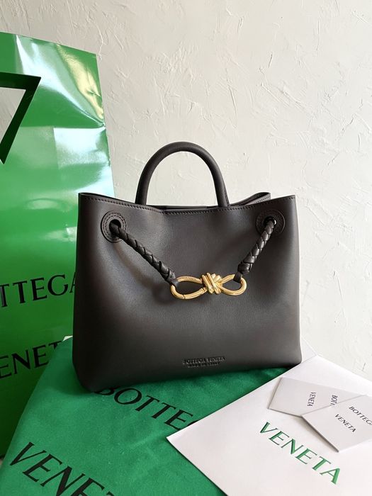 Geanta Bottega Veneta Andiamo 28cm, negru, Premium