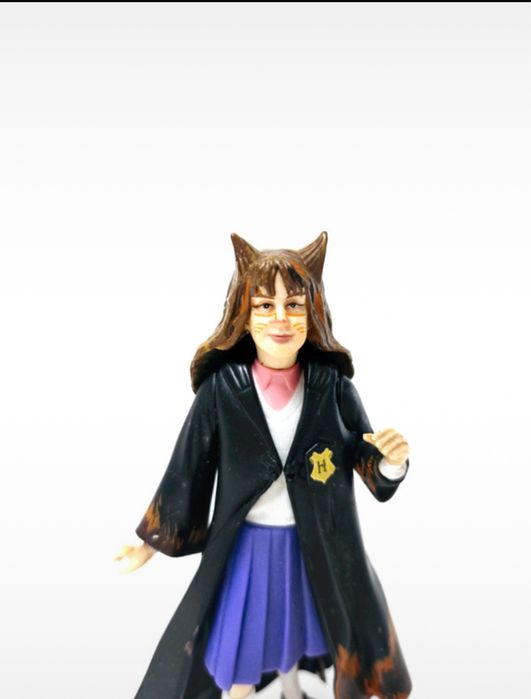 Figurina Hermione Granger, Harry Potter, in forma de pisica, 2001
