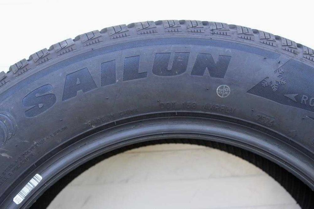 Anvelope iarna noi 215/60 R16 95H Sailun