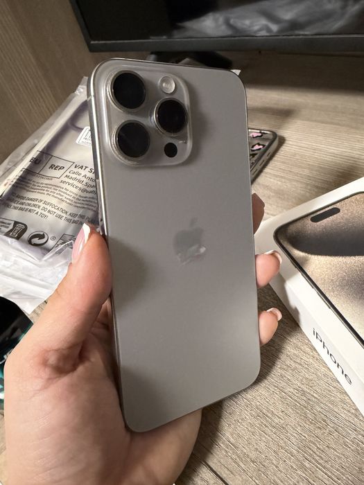 Iphone , inca in garantie