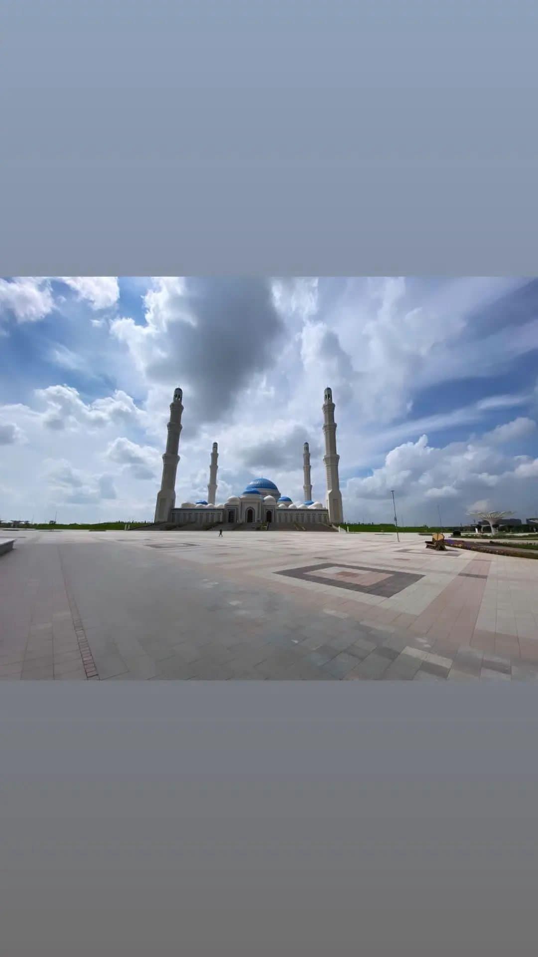 Изготовление и монтаж травертина, мрамора, гранита.  Облицовка фасада