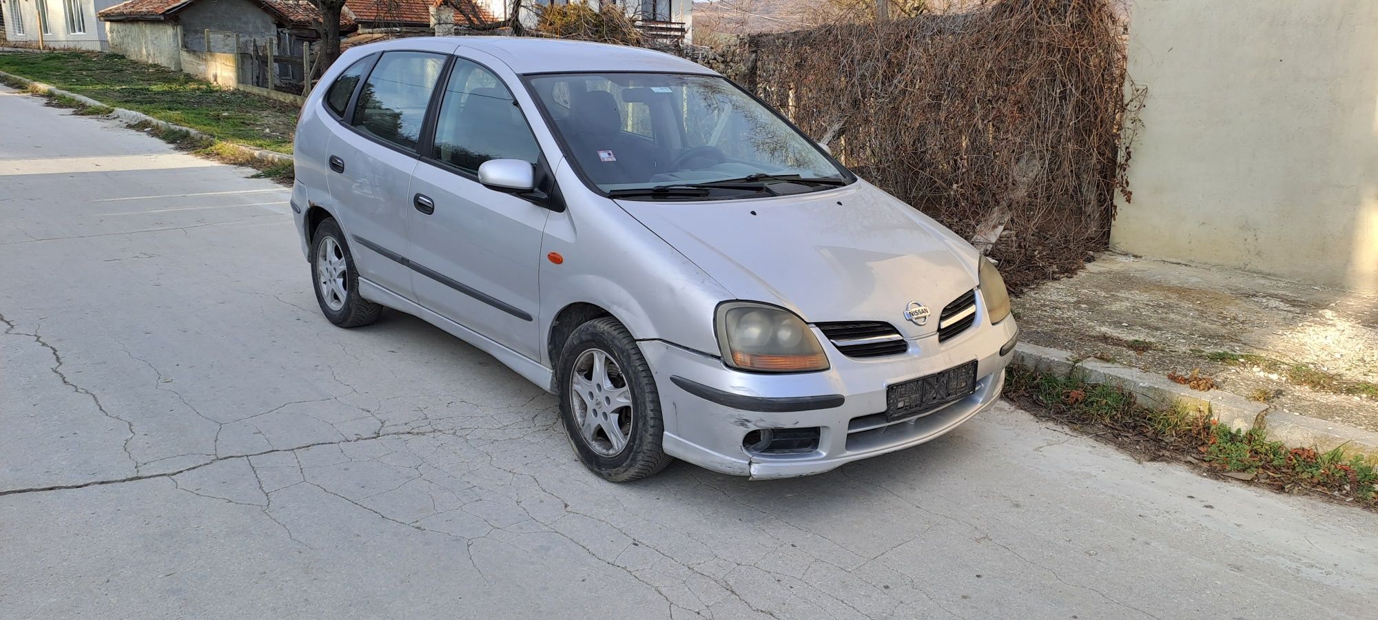 Nissan Almera Tino 2,2did/ Нисан Алмера Тино на- части