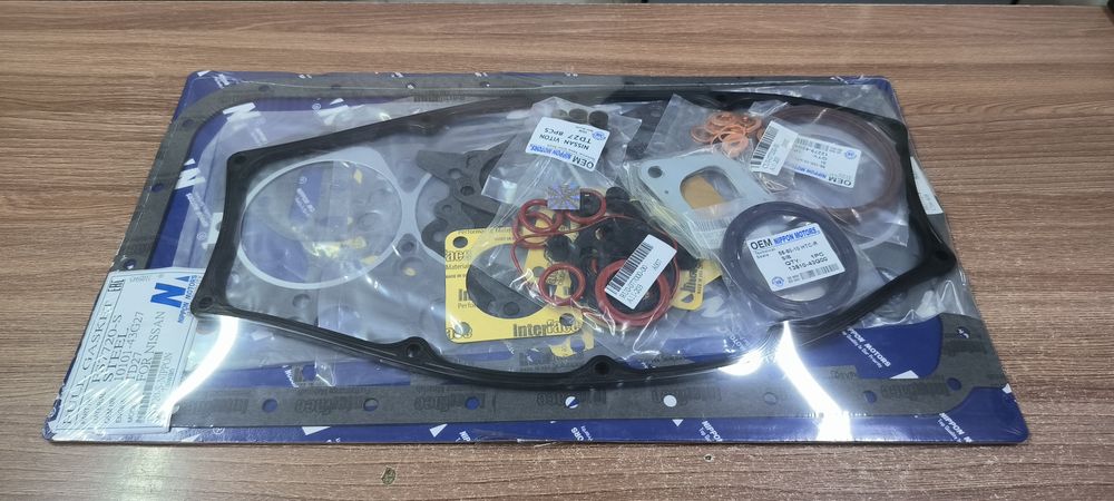 Ремкомплект прокладок двигателя TD27