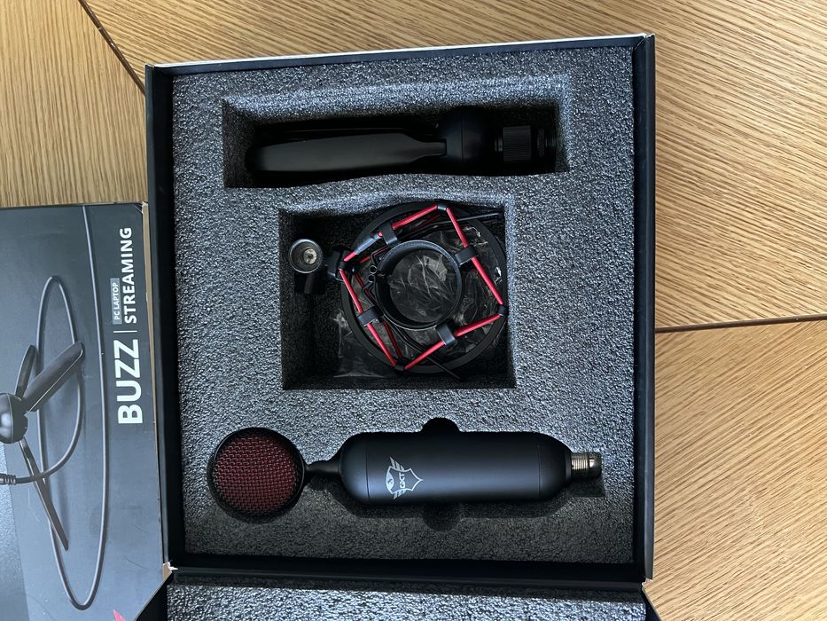 Микрофон TRUST GXT 244 Buzz Streaming