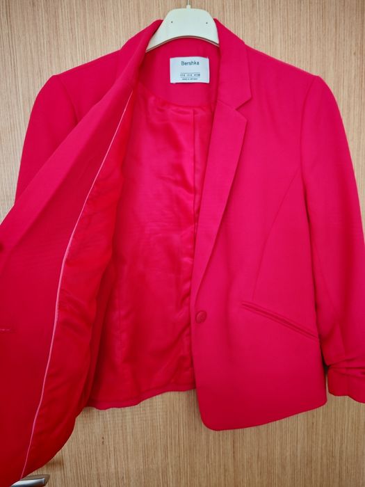 Дамско сако розово Bershka