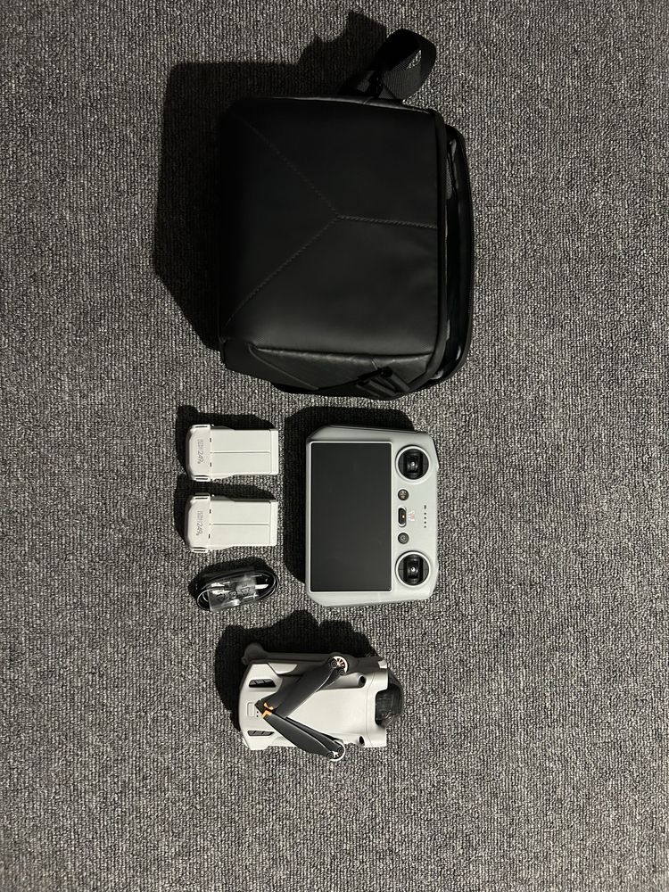 Дрон DJI Mini 3 Pro