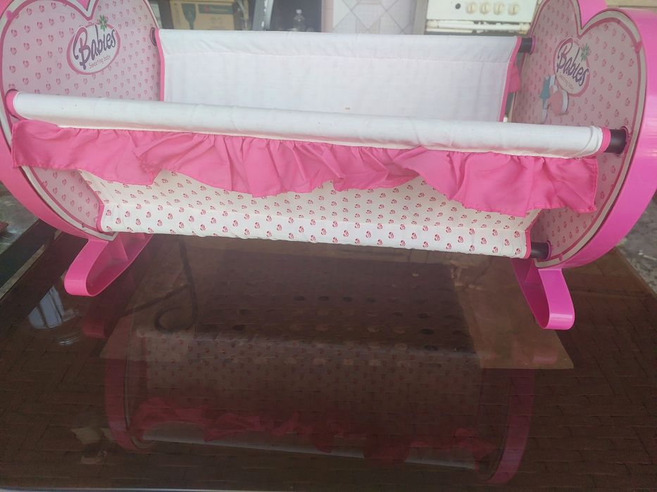 Кроватка для куклы