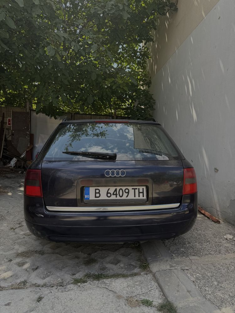 Audi A6 quattro комби