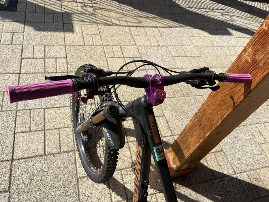 Santa Cruz Nomad v5 VAND URGENT‼️