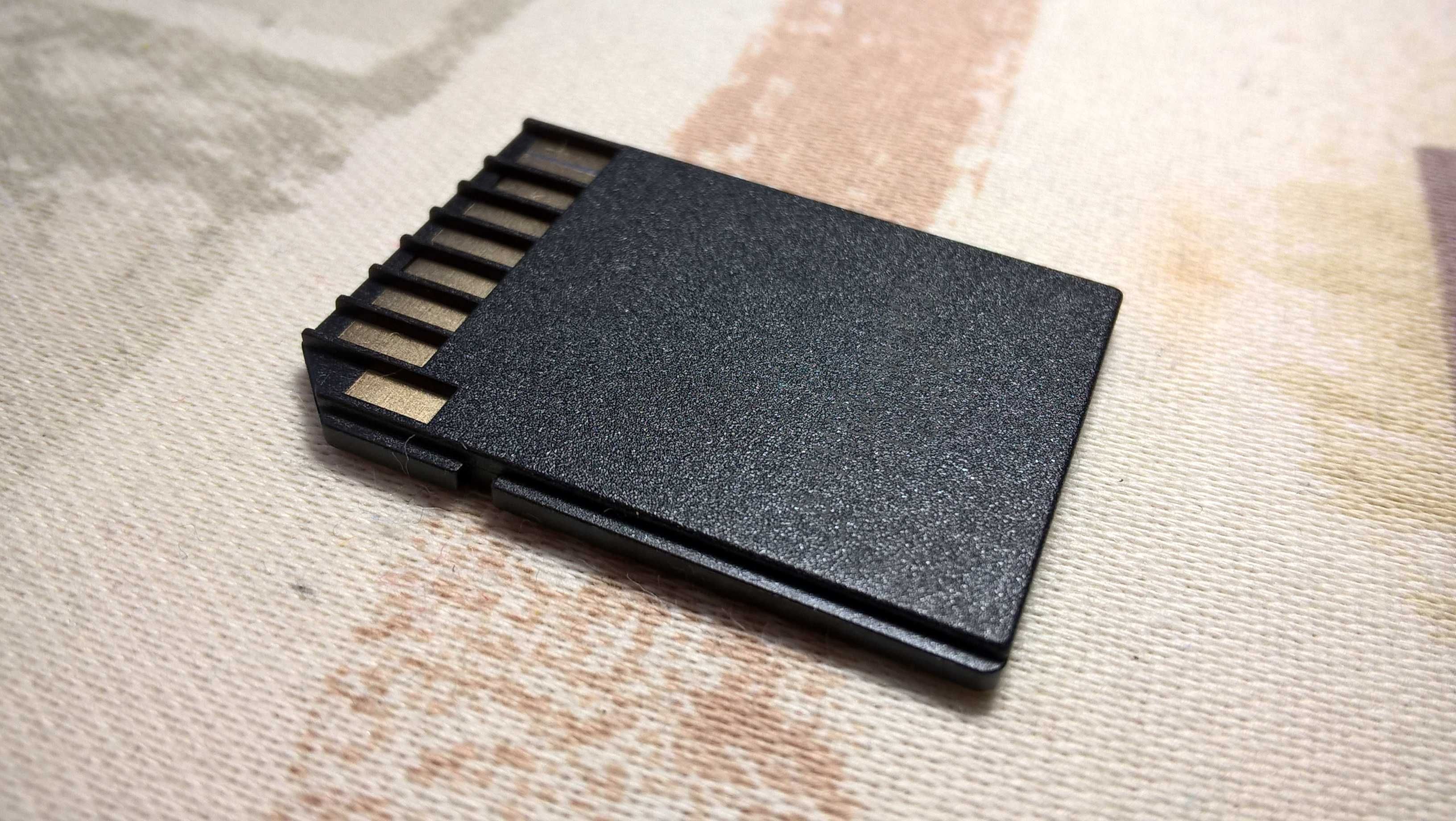 Adaptor card - microSD la SD