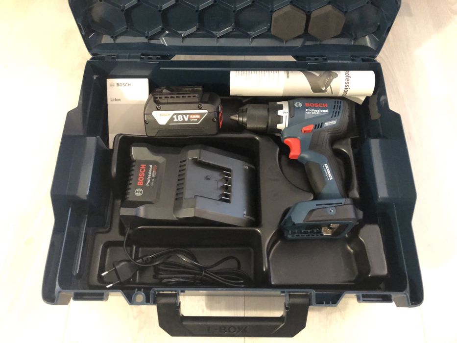 Surubelnita Electrica Nou BOSCH GSR 18V 65 cu acumulator autofiletanta