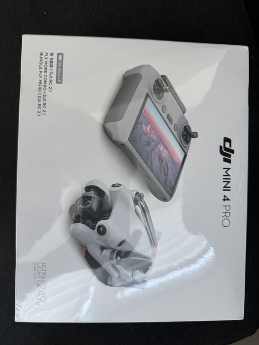 DJI Mini 4 Pro fly more combo