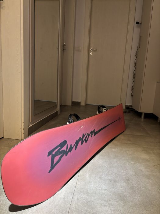 Burton Custom Camber 154 cm – snowboard profesional, predare fizică