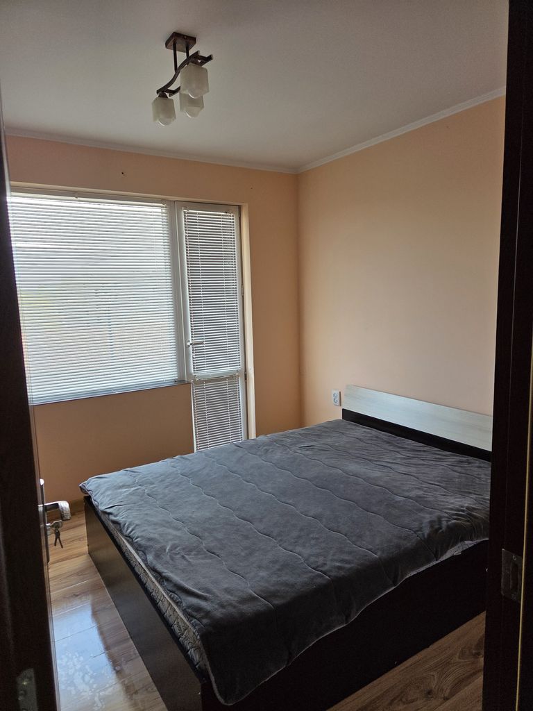 Дава се под наем Тристаен апартамент в Пазарджик, Руски - 70 кв.м за 280.5 € - Снимка #5