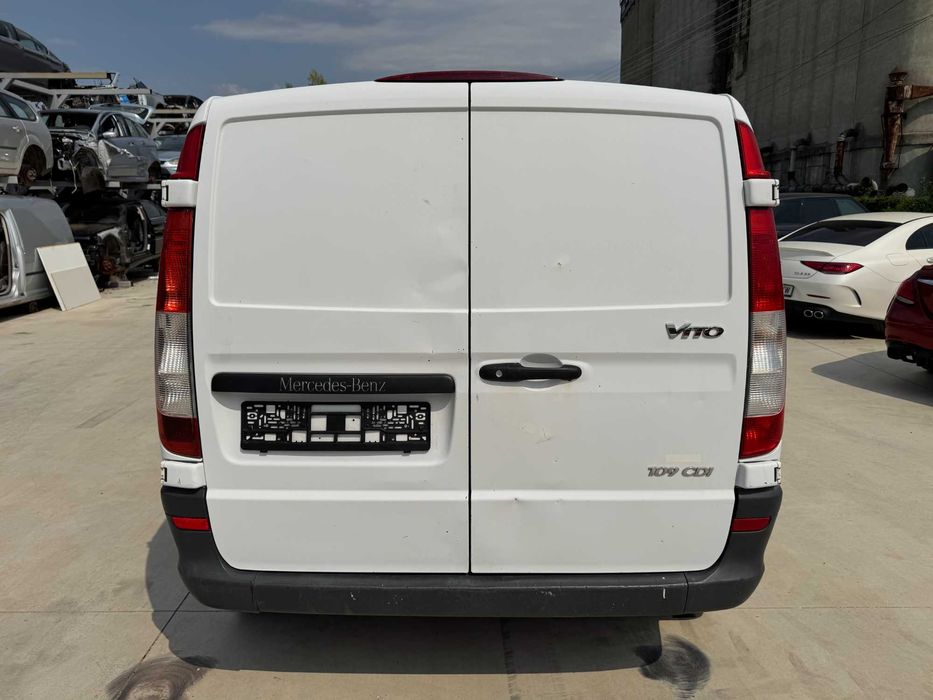 Dezmembrari Mercedes Vito W639 2.2 Manual 2008
