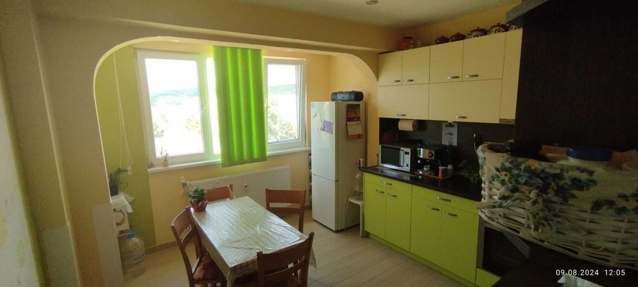 Продава се Тристаен апартамент в Перник, Мошино - 94 кв.м за 1140 €/кв.м - Снимка #1