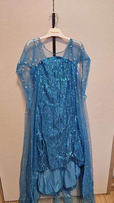 Новогодний костюм Эльзы