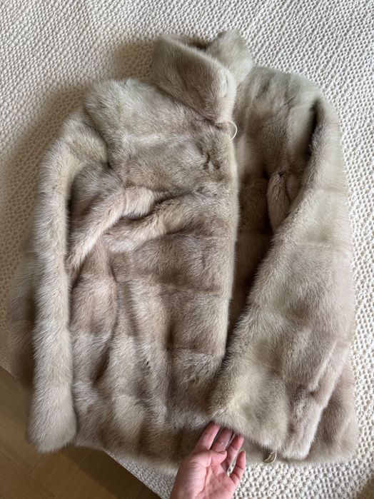 Шуба норковая в хорошем состояний