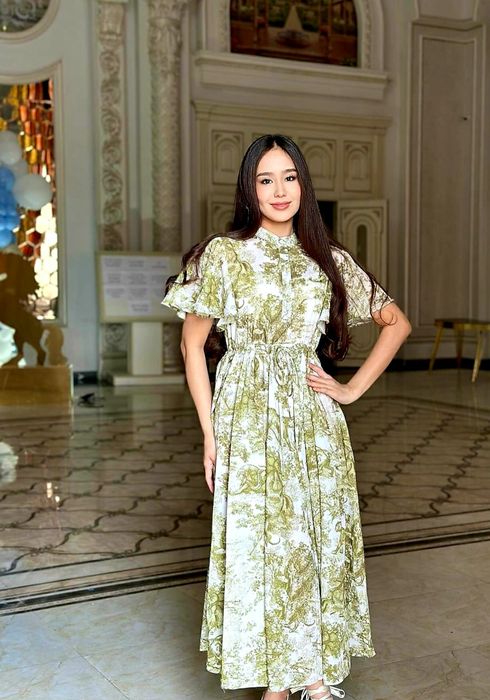 Продам Новые платья Zimmermann нарядные