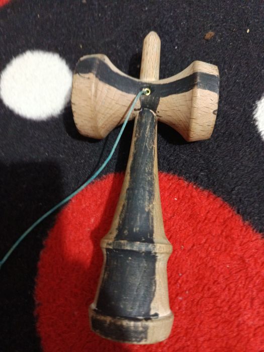 Kendama nici o firma grip foarte bun