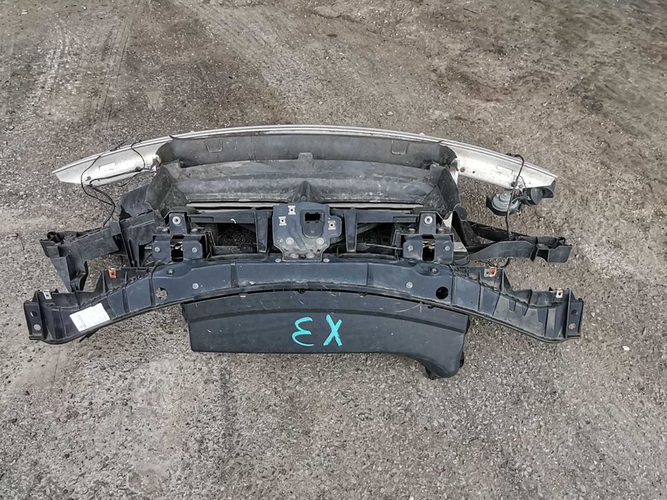 Очиларка предница  радятори Буфер перка греда BMW E83 X3 2.0d x Drive