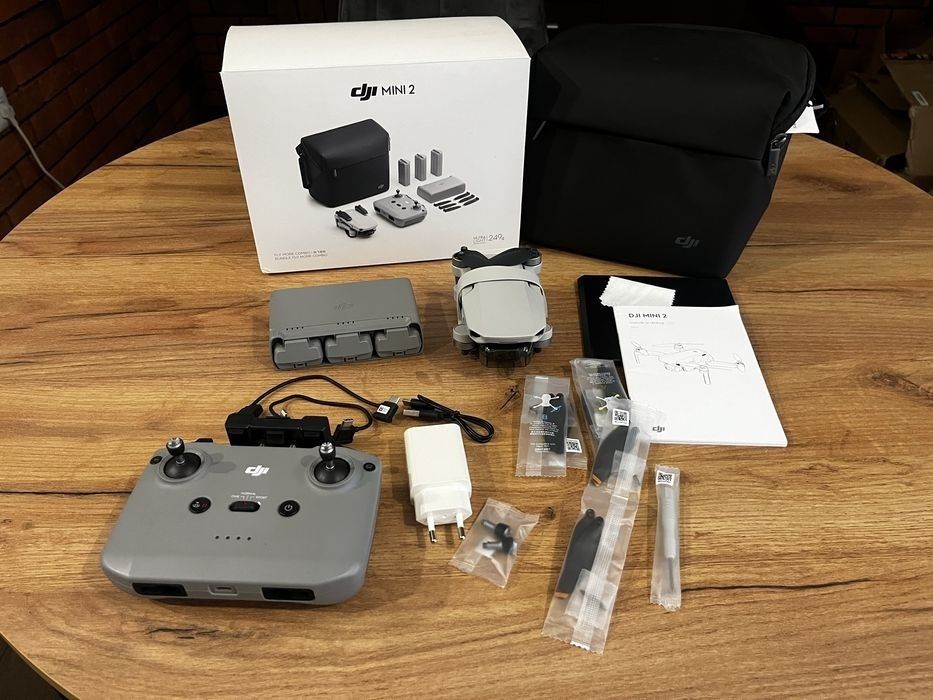 Дрон dji mini 2 fly more combo