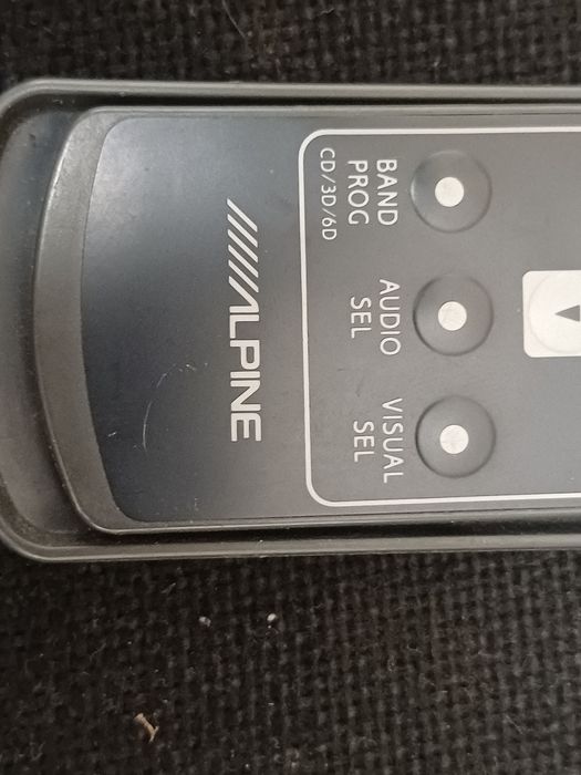 Telecomanda Alpine RUE-4170. Este testata

#9