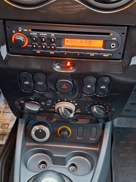 Duster 4x4 / decuplabil / Look - Benzină