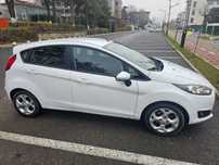 Vând Ford Fiesta 2014