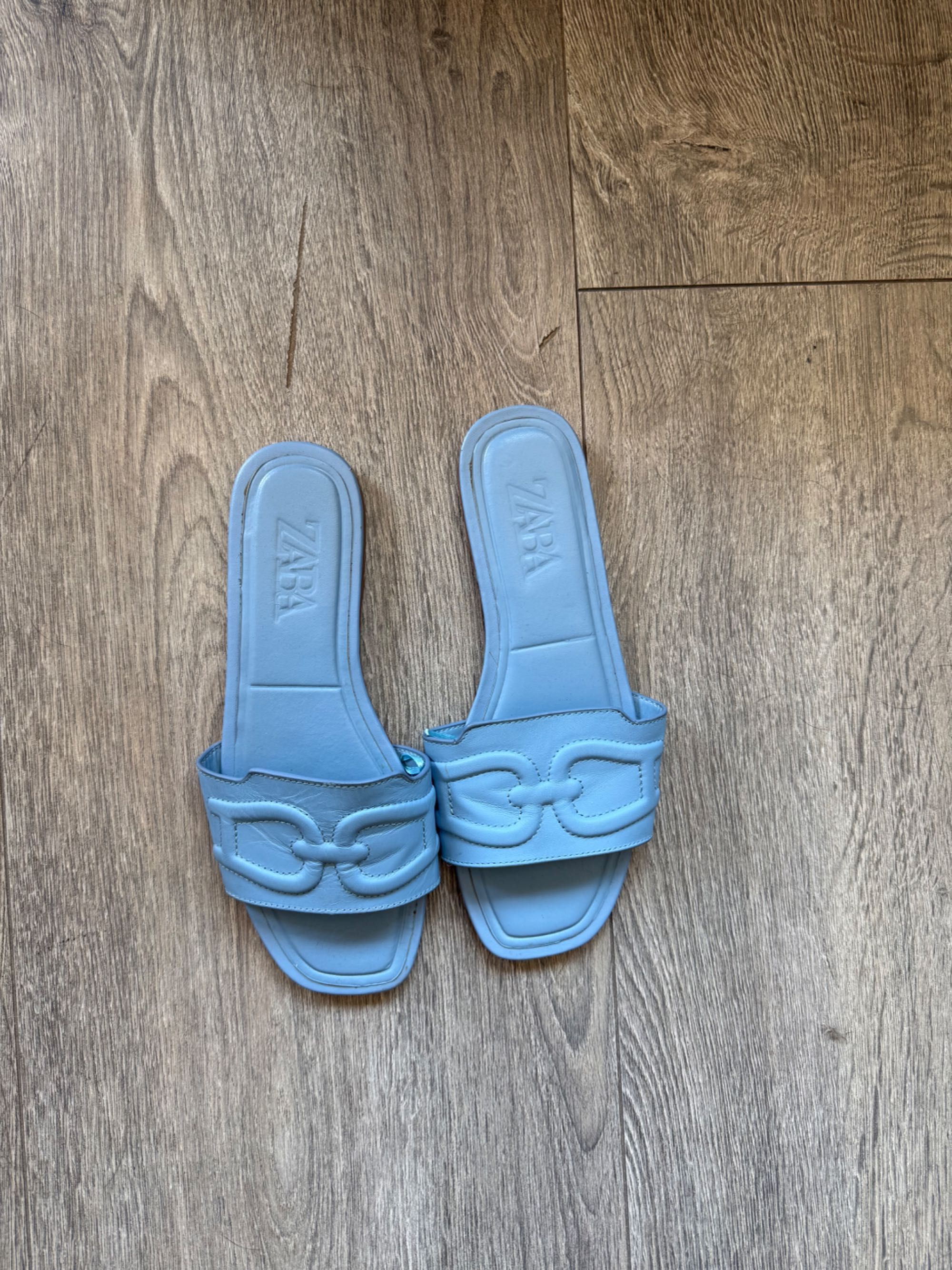 Чехли Zara 39 отлични