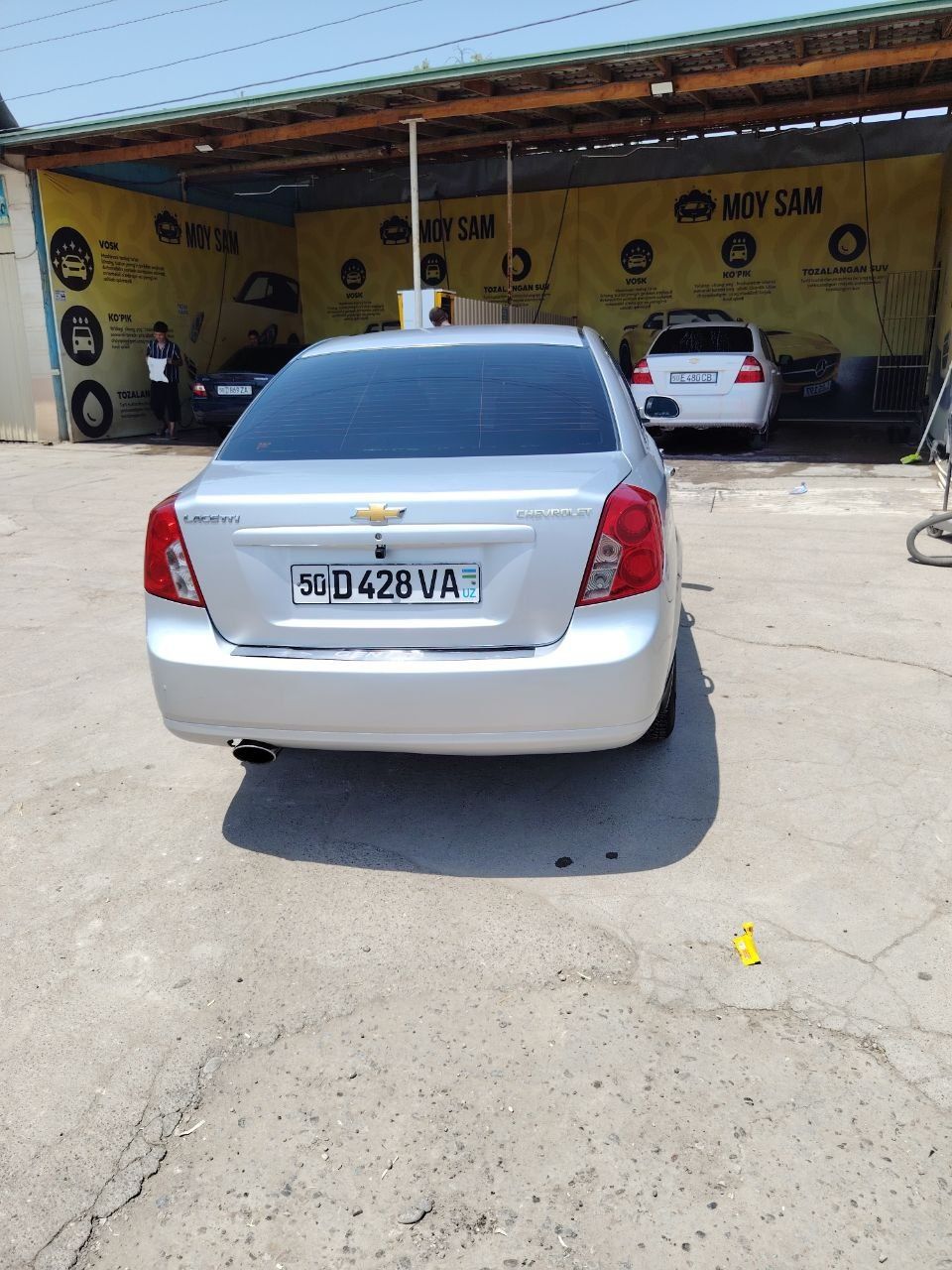 Lasetti 1.8 2010yil yurgani 290ming kraska petno bor