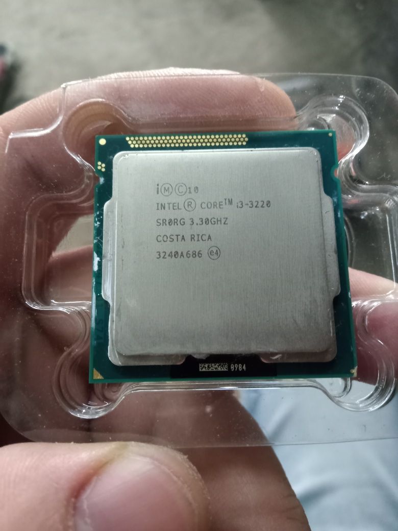 Процессор Core i3 3220