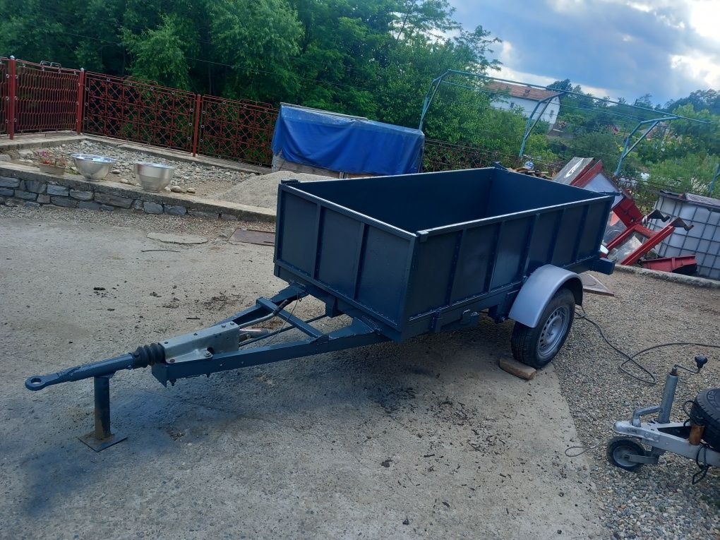 Remorca cu sistem frânare lnot nou cauciucuri ceuri ptr tonaj noi