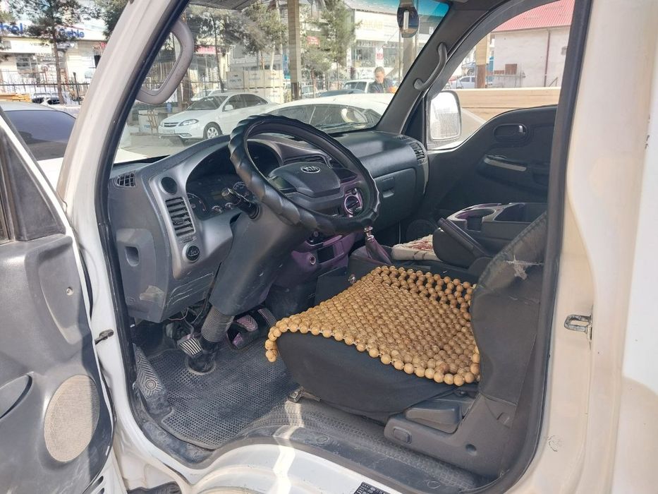 Киа бонго срочно сотилади