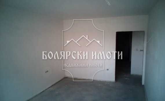 Продава се Тристаен апартамент в Велико Търново, Колю Фичето - 90 кв.м за 1300 €/кв.м - Снимка #4