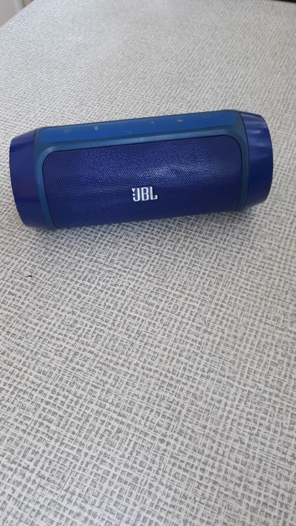 Продам срочно оригинал колонку JBL 20Watt