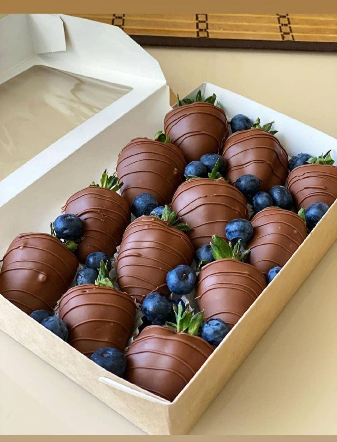 Клубника в шоколаде chocoberry